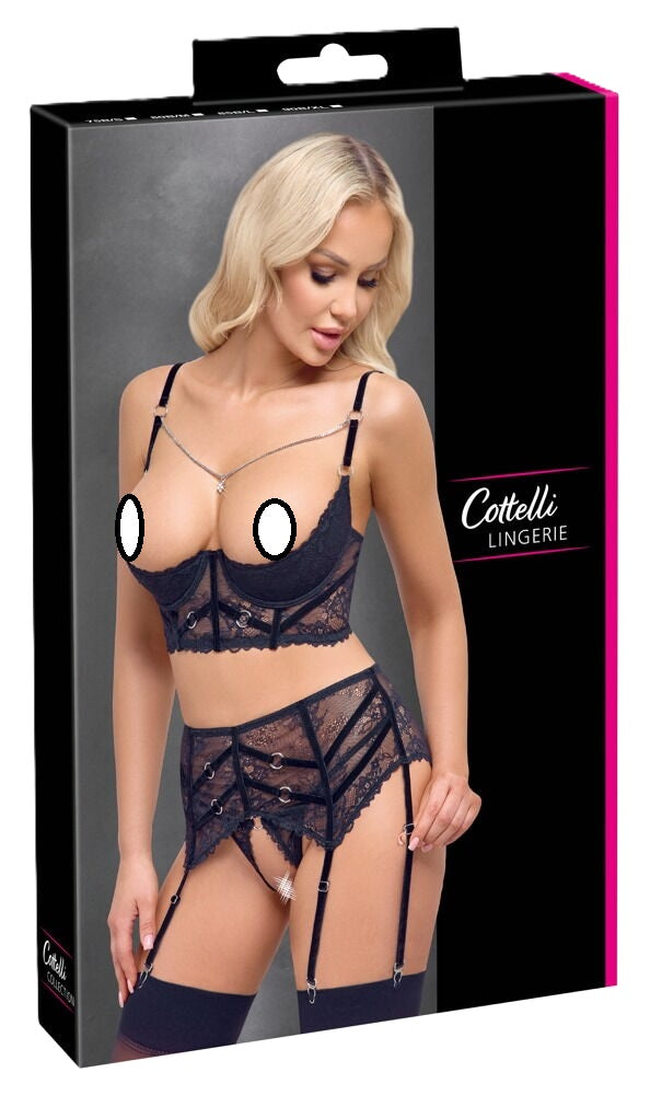 Kolmiosainen pitsisarja