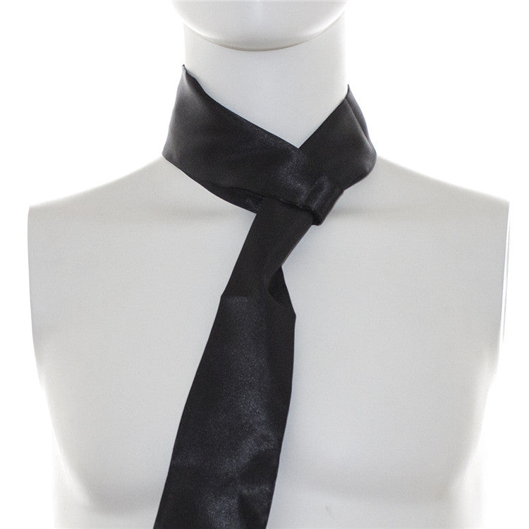 Satiini sidottu silmät