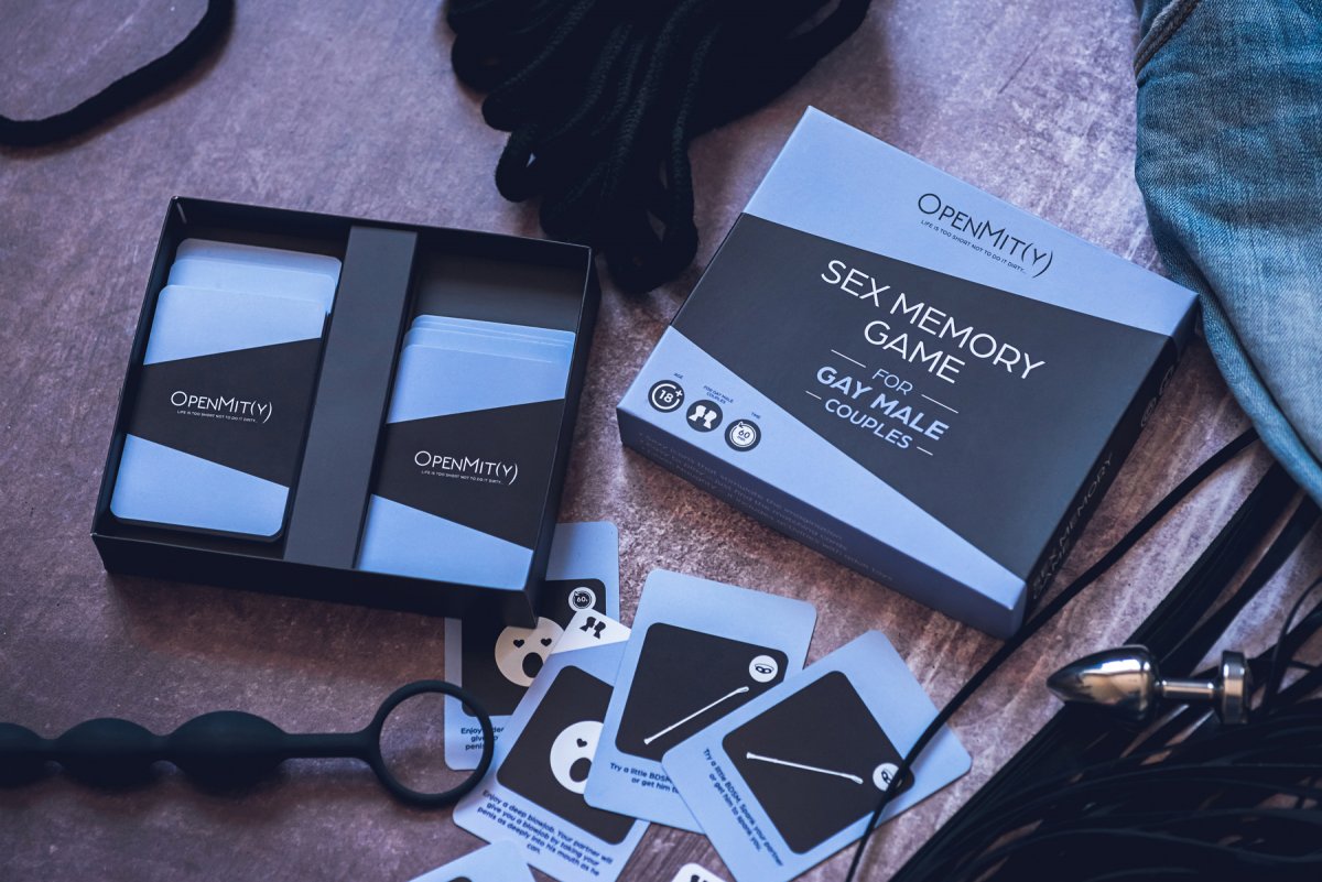 Seksimuistipeli Gay Couples