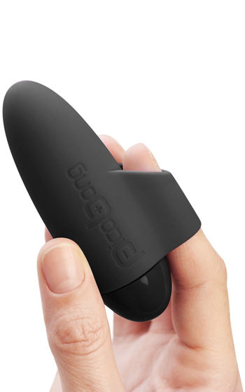 Sormivibraattori Lelo