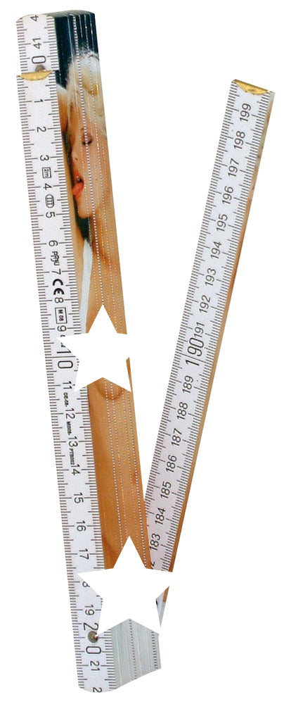 Taittuva viivain eroottisella kuvalla