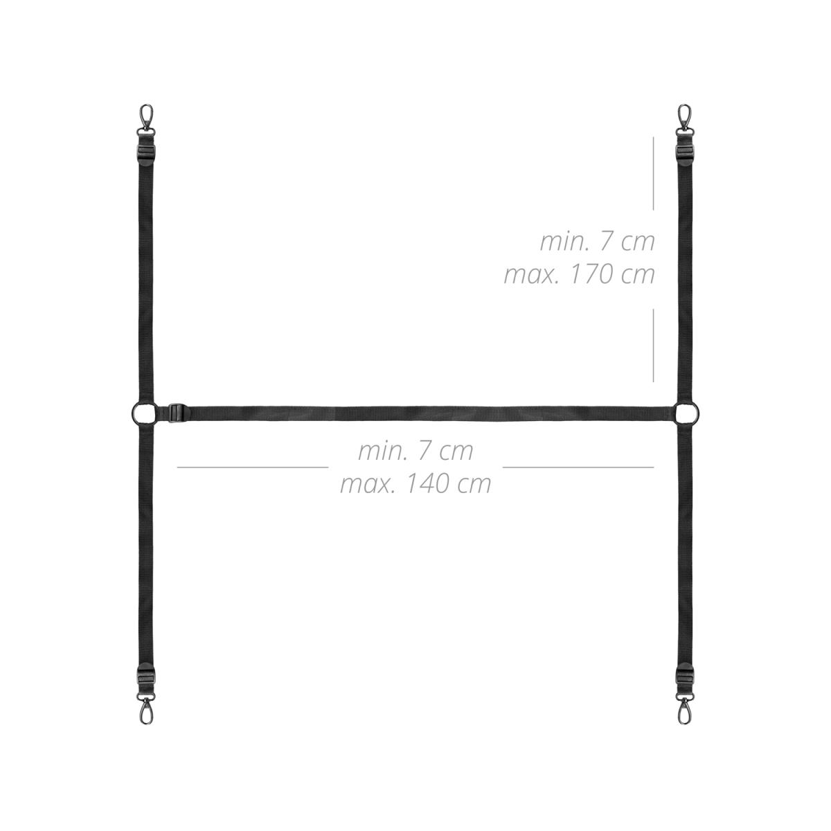 Sängyn alla oleva turvaistuinsarja