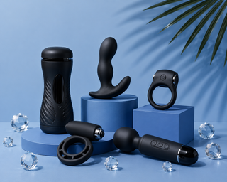 För honom – sexleksaker för män med masturbator, prostatastimulator och erektionsring i exklusiv design.