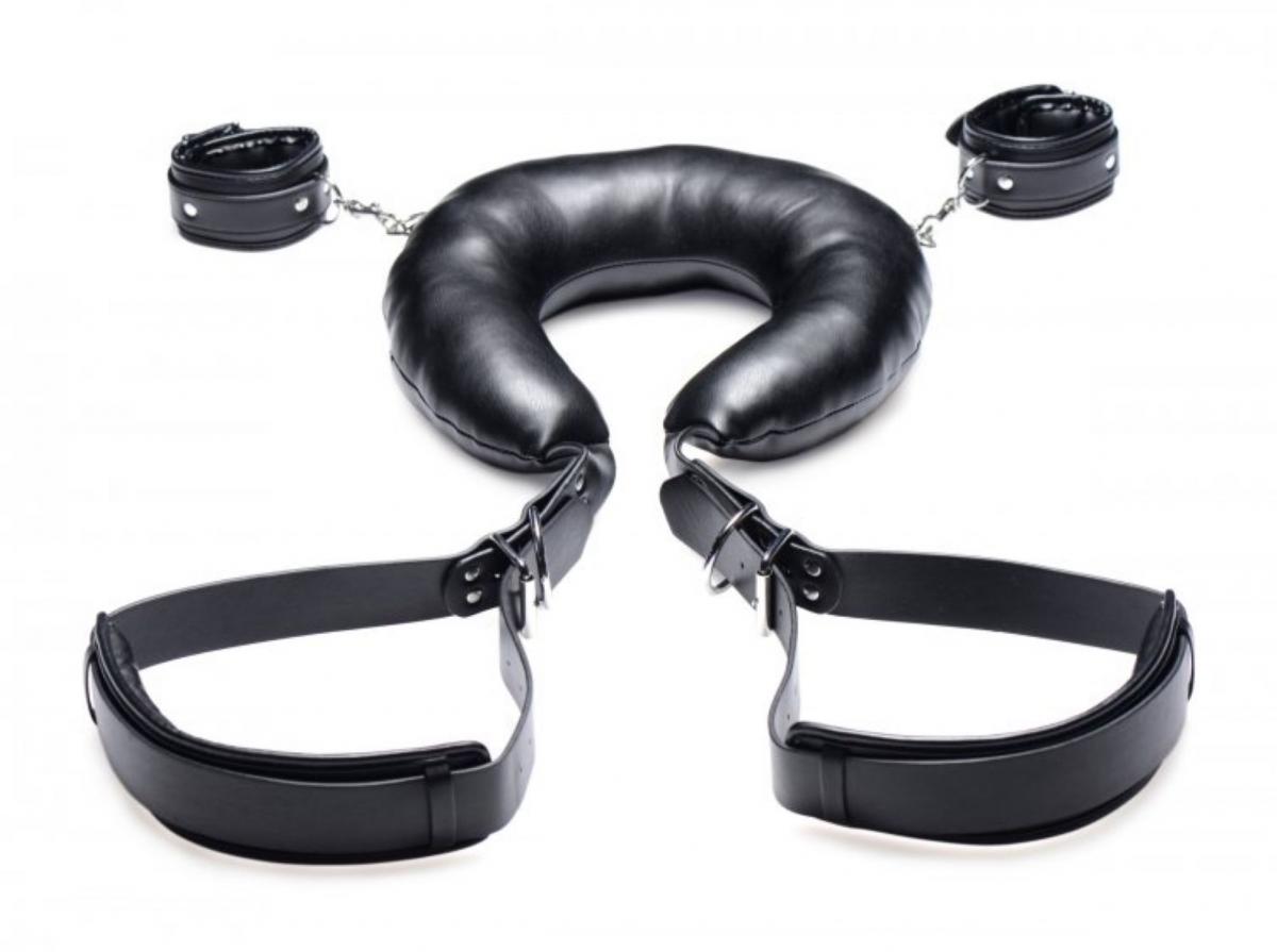 Handcuffs &amp; Thigh Sex Pillow